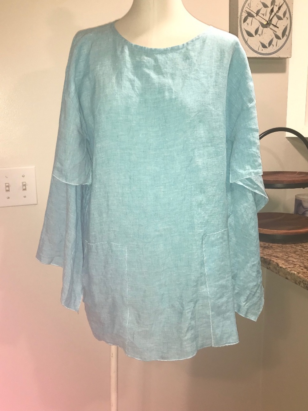 Stephan Janson linen split sleeves pockets top
